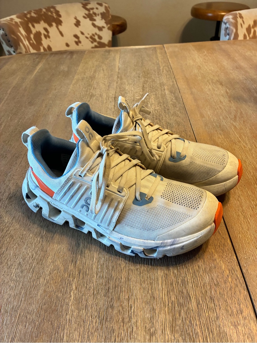 On Cloud Cloud Youth 6 Lightweight Running Sneakers - Beige with Orange Accents